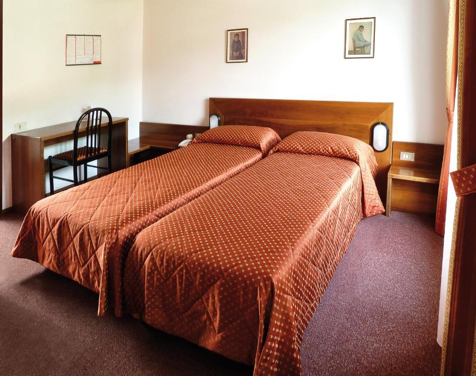 La Rotonda Hotel Перджине Валсугана Стая снимка